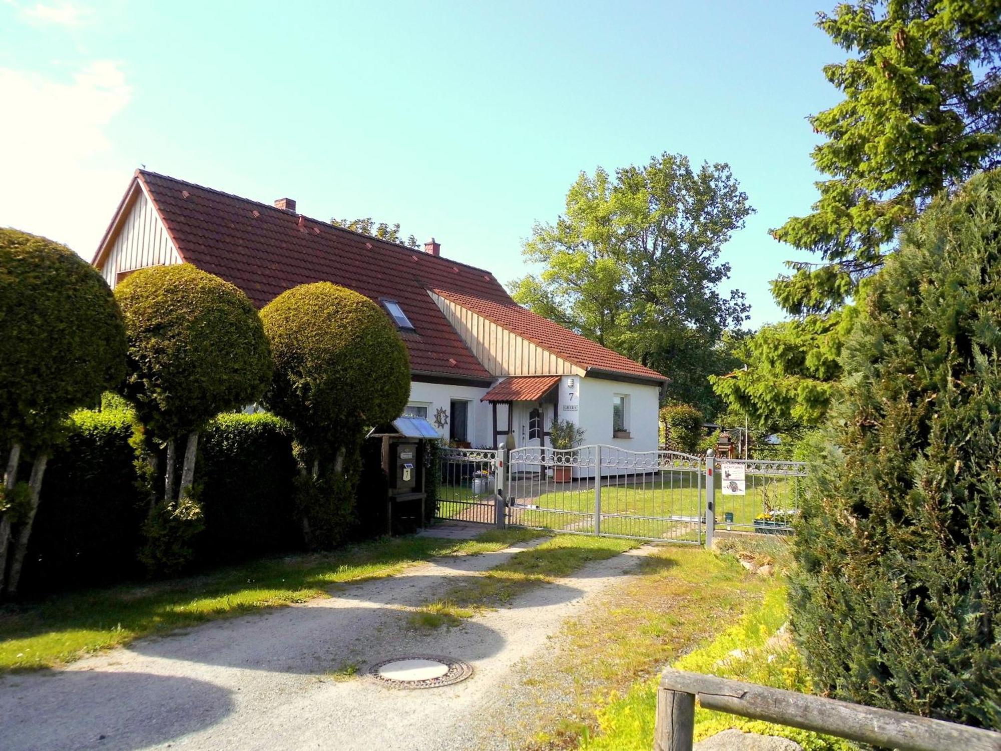 Bungalow Und Ferienwohnung Auf Ruegen Kluis Luaran gambar