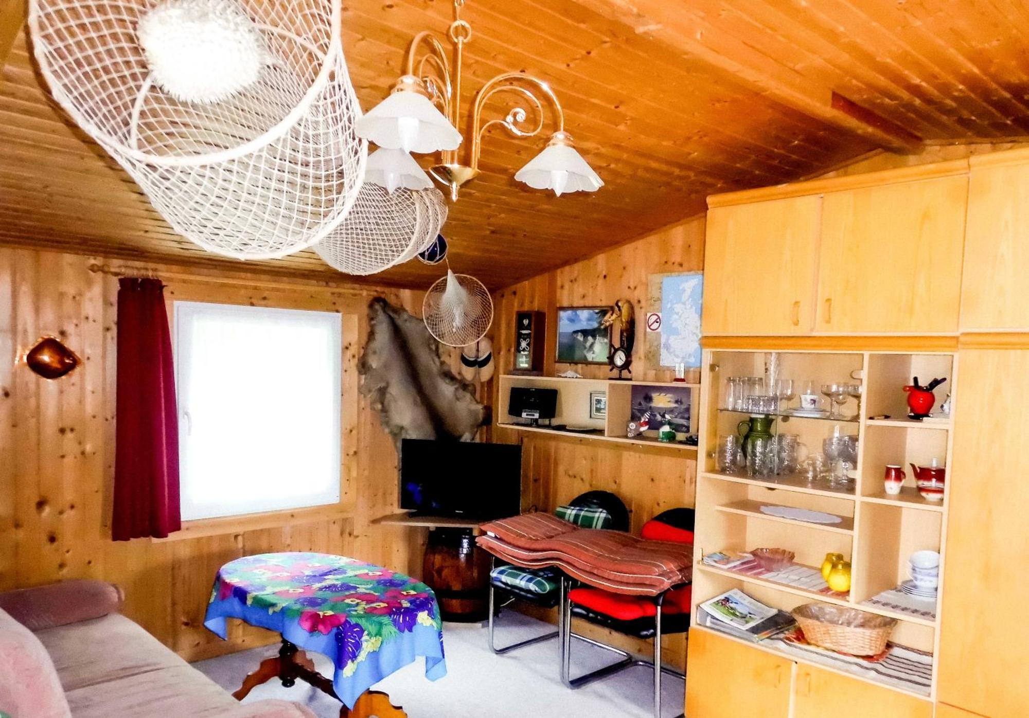 Bungalow Und Ferienwohnung Auf Ruegen Kluis Luaran gambar