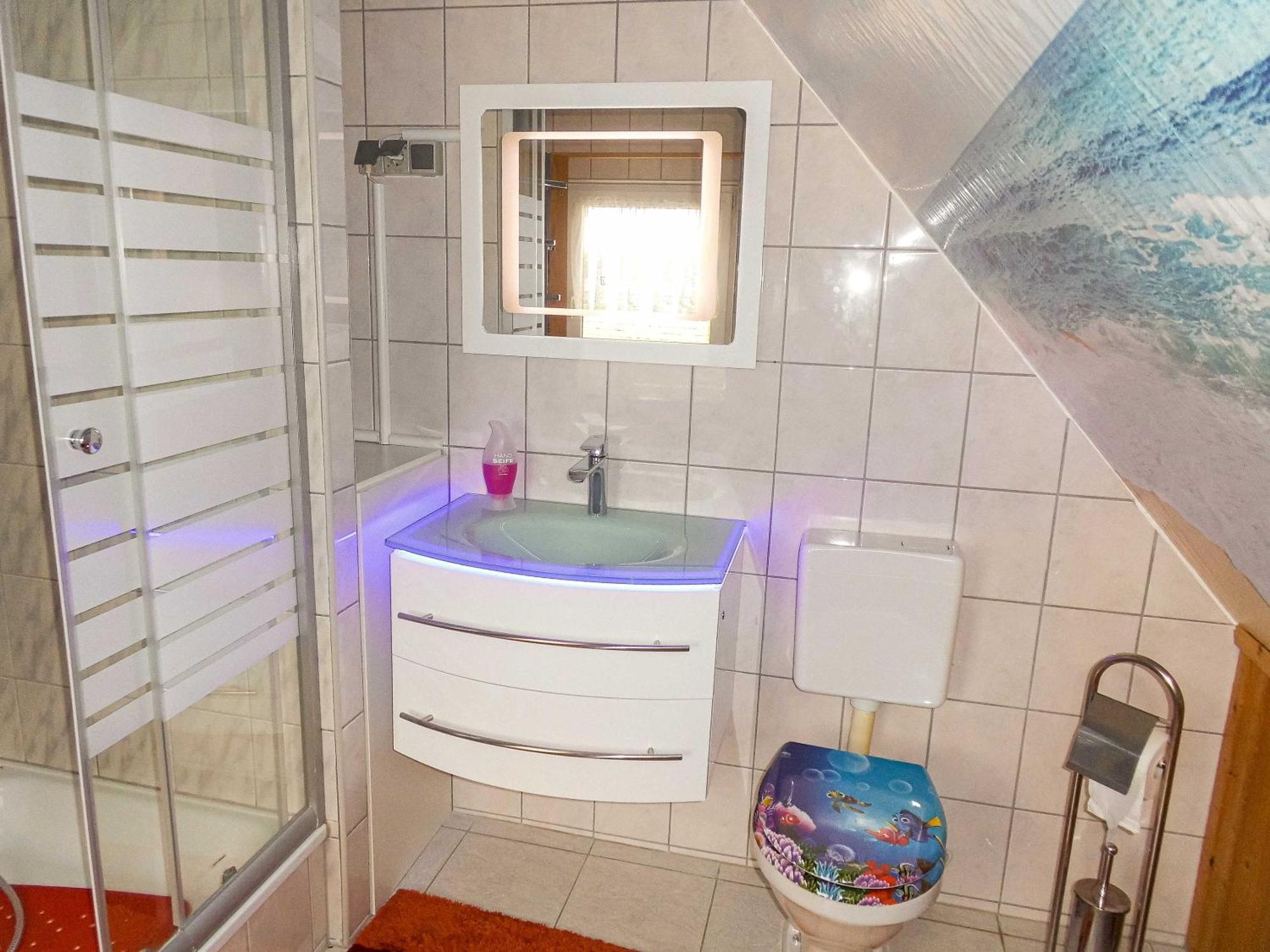 Bungalow Und Ferienwohnung Auf Ruegen Kluis Luaran gambar