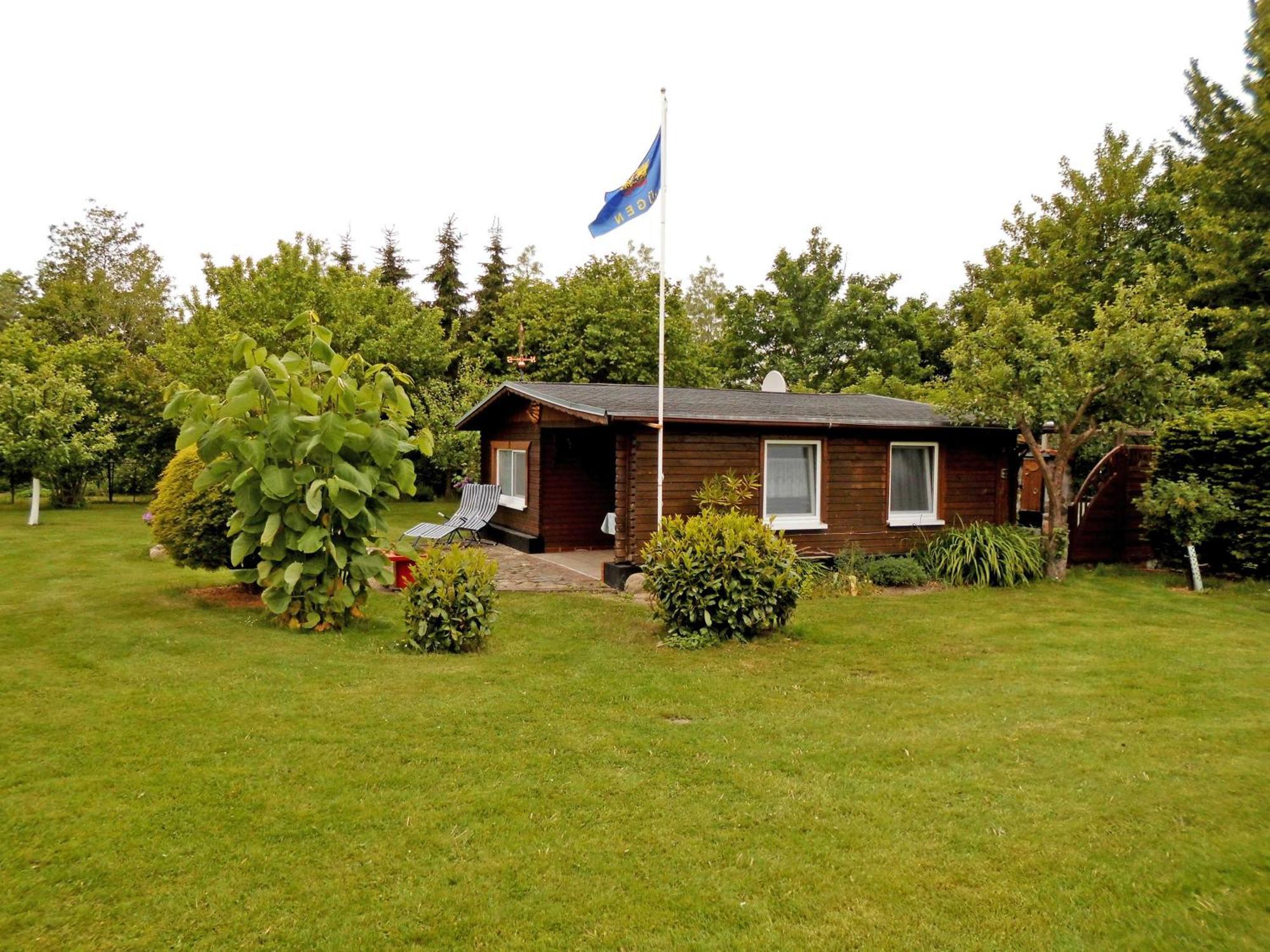 Bungalow Und Ferienwohnung Auf Ruegen Kluis Luaran gambar